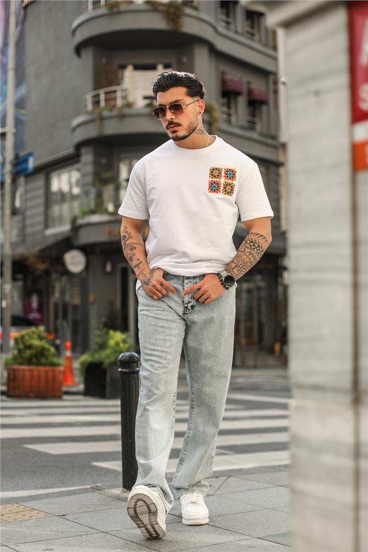 Nakış Detaylı T-Shirt Beyaz