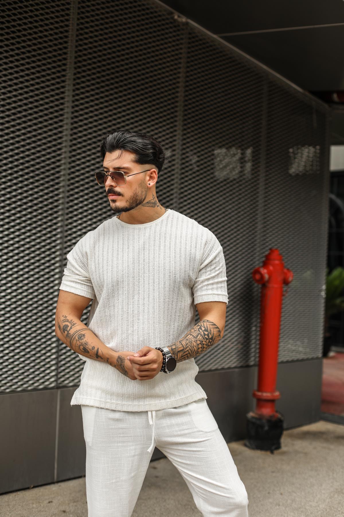Örme Detaylı Oversize T-Shirt Beyaz