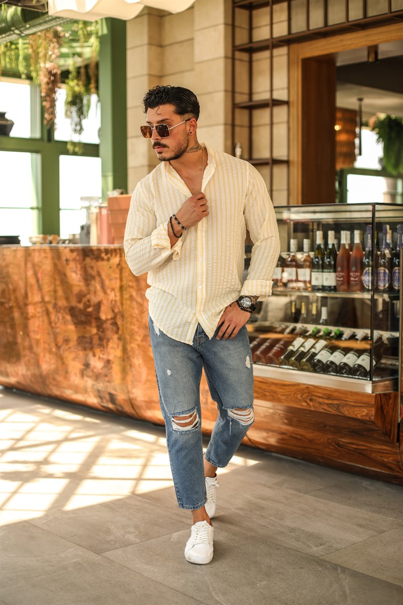 Oval Kesim Yaka Düğmeli Çizgili Slim Fit Gömlek