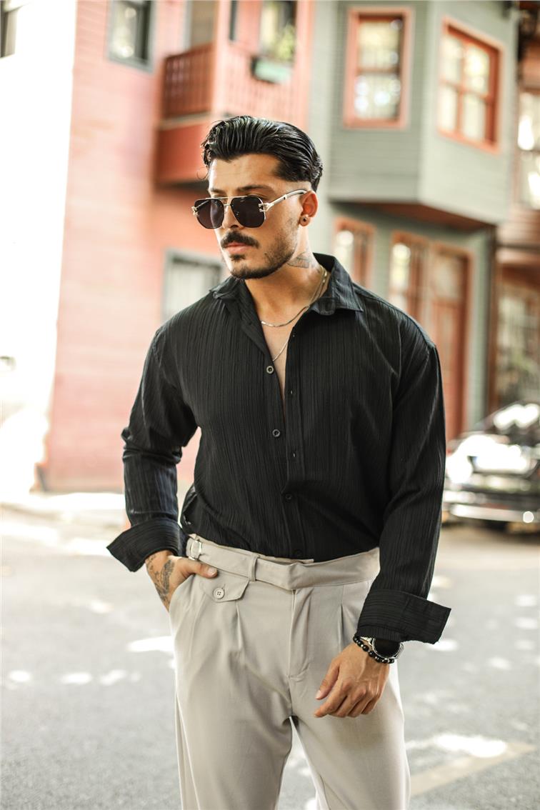 Pamuklu Kabartmalı Oversize Gömlek Siyah