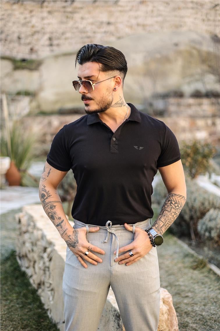 Polo Yaka Minimal Baskılı T-Shirt Siyah