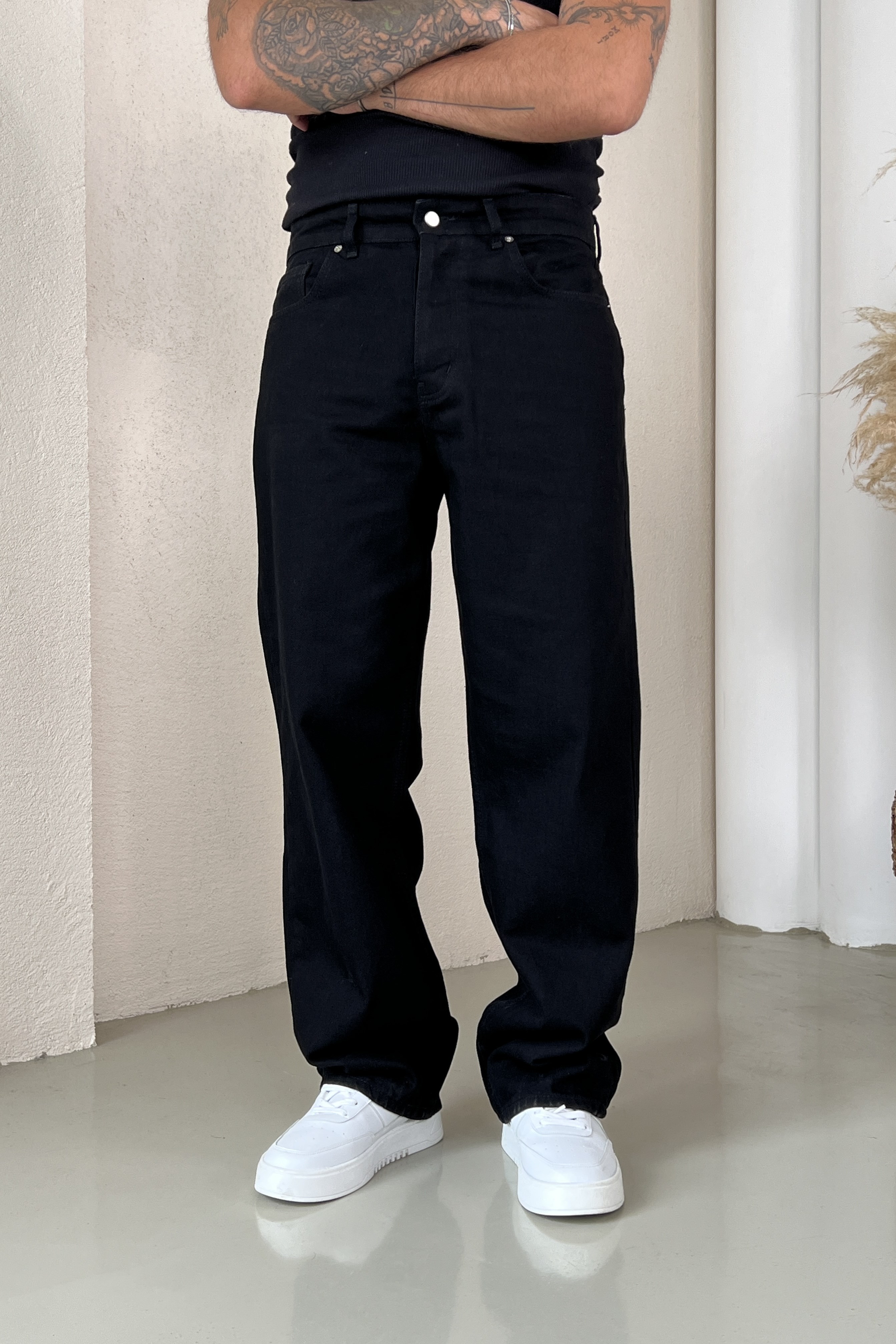 Regular Fit Dökümlü Jean Pantolon Siyah