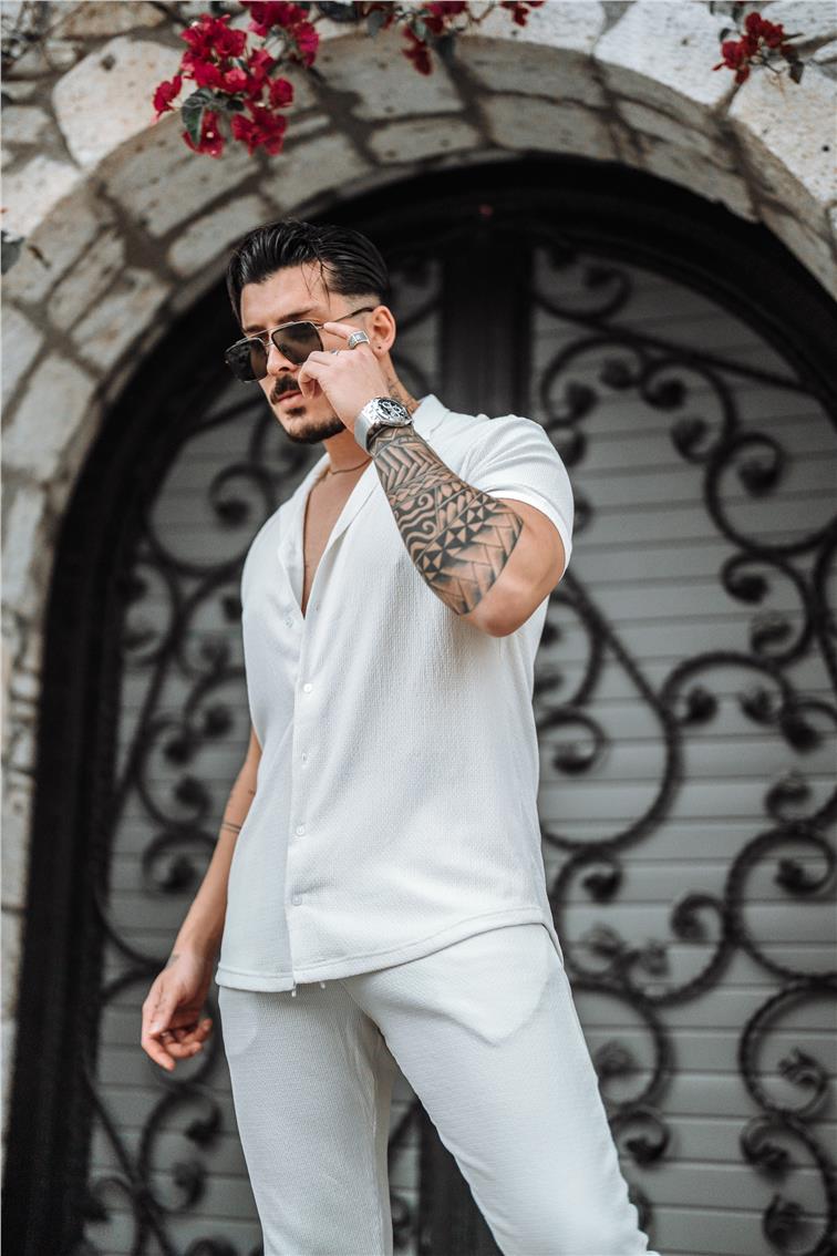 Slim Fit Pilili Kısa Kol Gömlek Beyaz