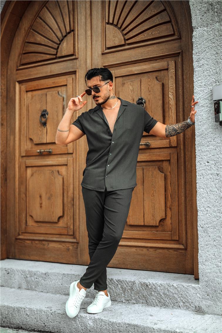 Slim Fit Pilili Kısa Kol Gömlek Füme