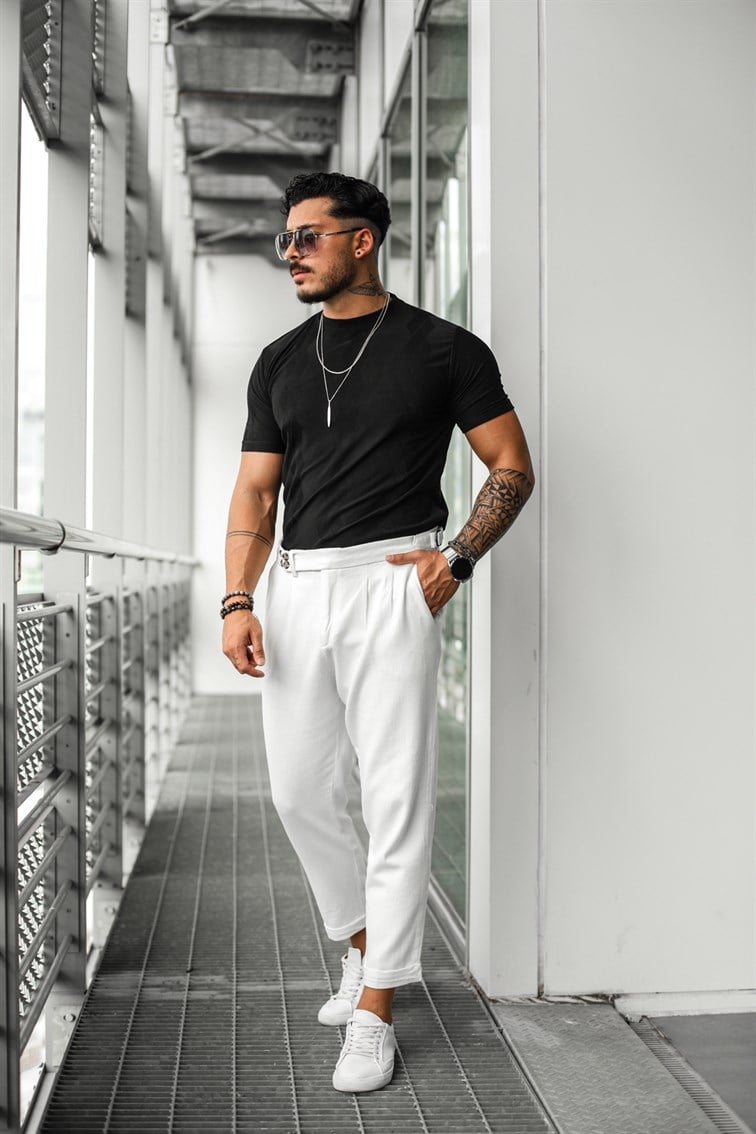 Slim Fit Piremit Desen T-Shırt