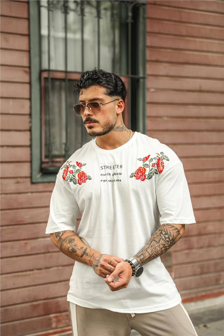 Streeter Nakış Detaylı Oversize T-Shirt Beyaz