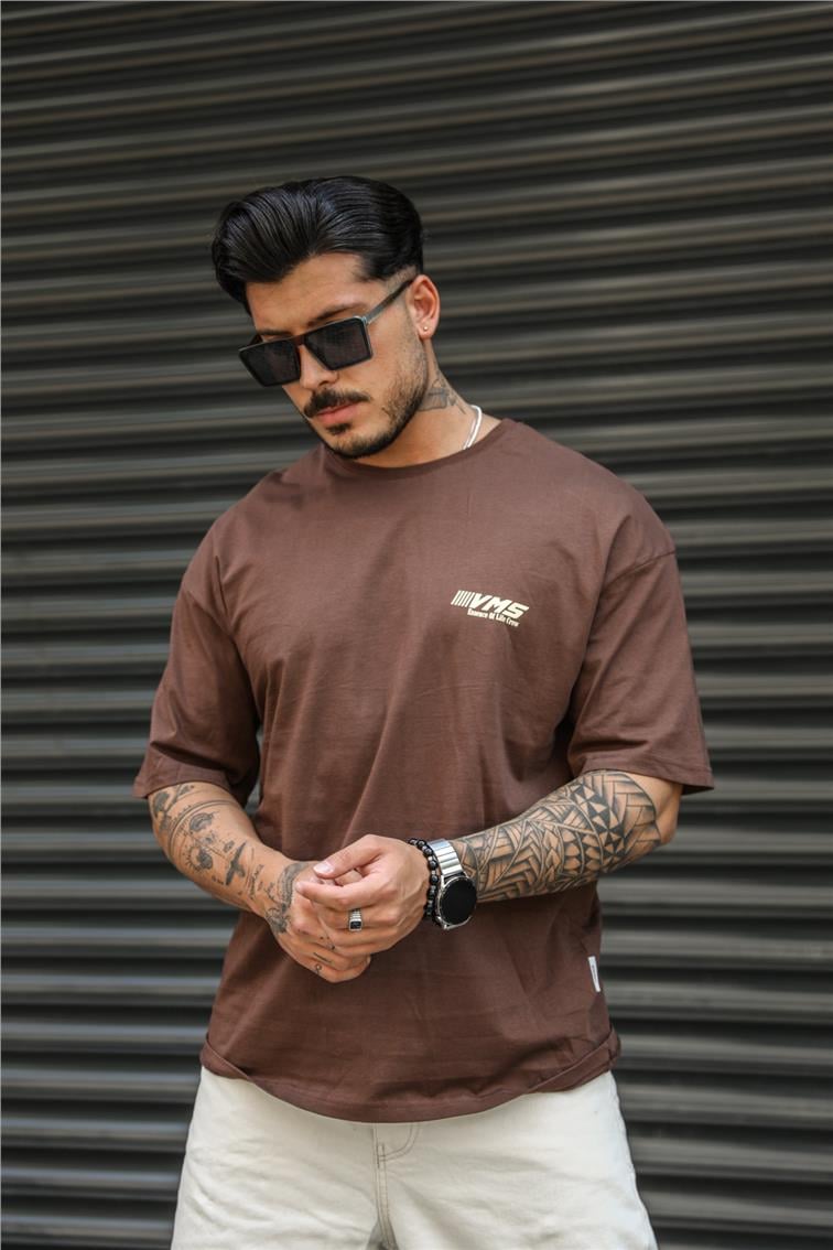 THE WORLD IS A Arkası Baskılı T-Shirt Acı Kahve
