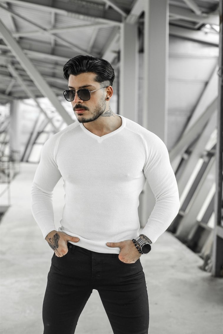 V Yaka Basic Slim Fit Kazak