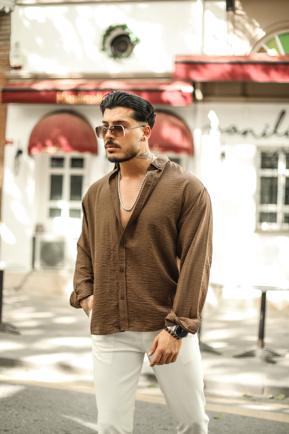 Yaka Düğmeli Basic Regular Fit Gömlek Kahve