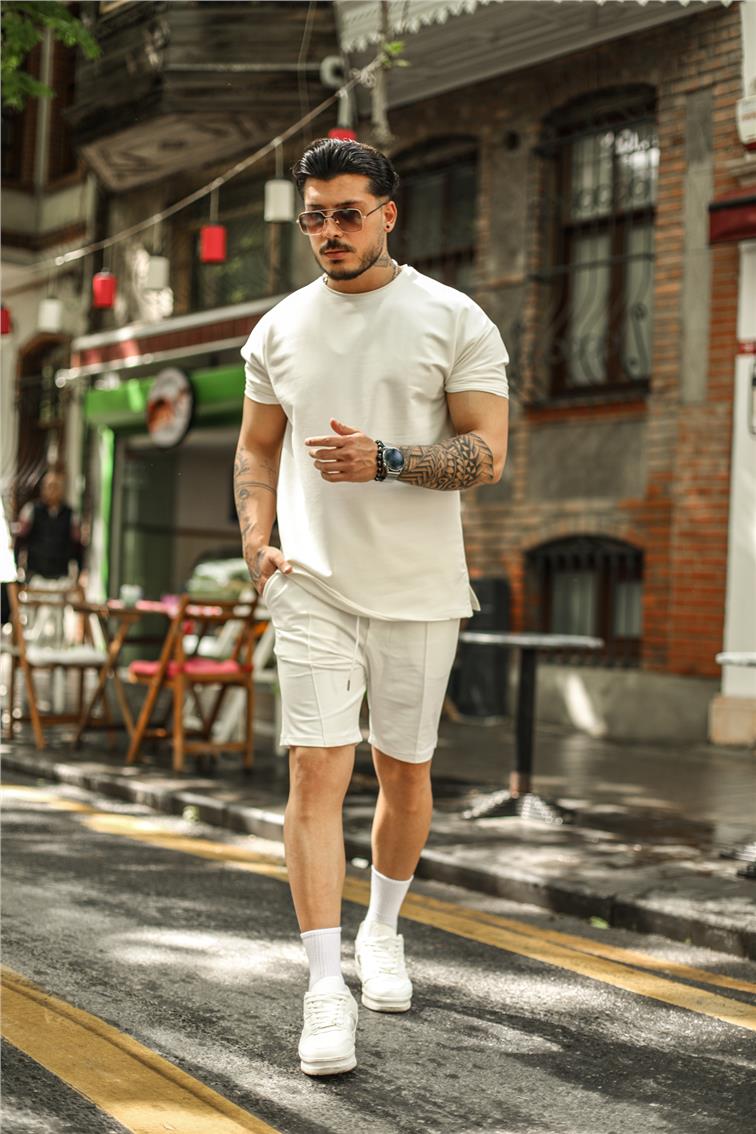 Yandan Yırtmaçlı Basic T-Shirt Beyaz