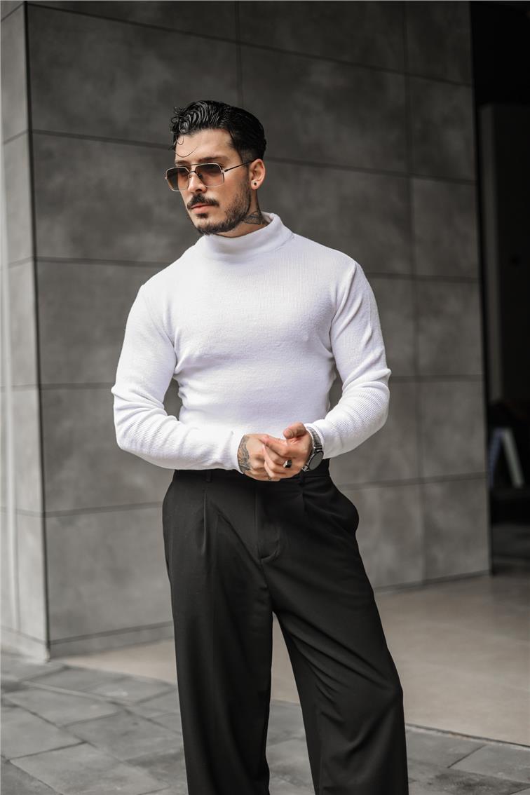 Yarım Boğazlı Örme Kazak Beyaz