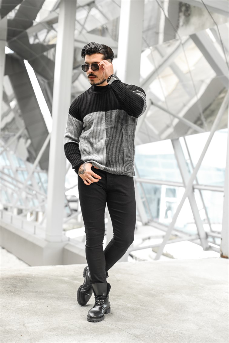 Yarım Boğazlı Renkli Oversize Örme Kazak