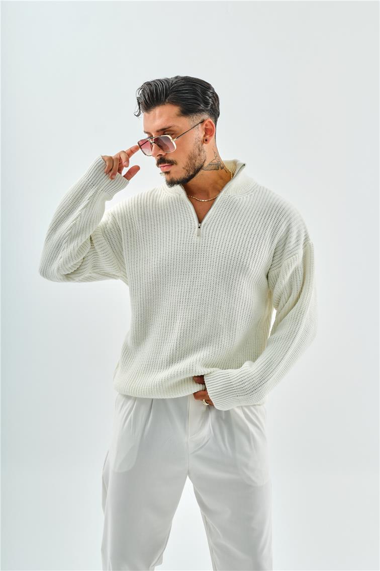 Yarım Yaka Fermuarlı Örme Oversize Kazak Beyaz