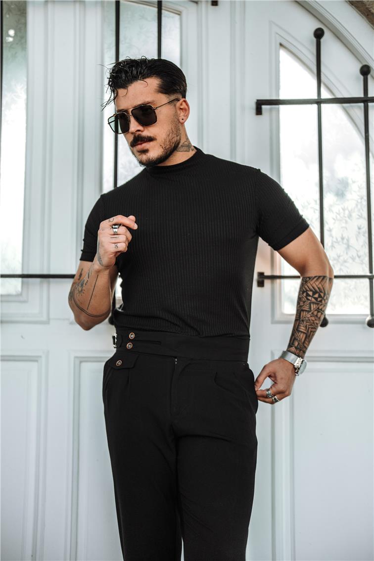 Yarım Yaka Fitilli Slim Fit T-Shirt Siyah
