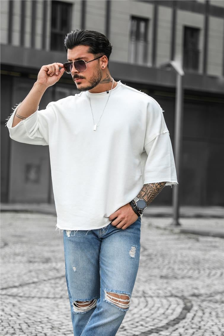 Yırtık Detaylı Oversize T-Shirt Beyaz