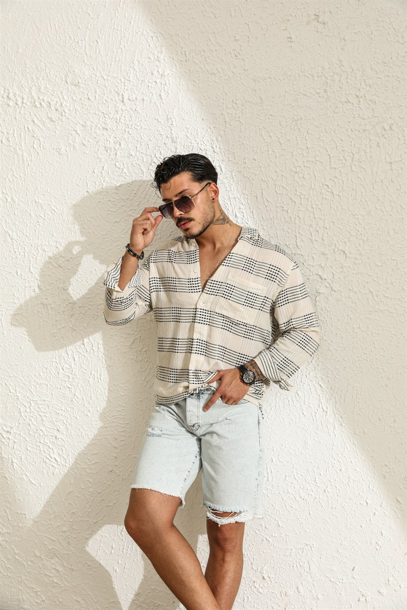 Yırtıklı Oversize Gömlek