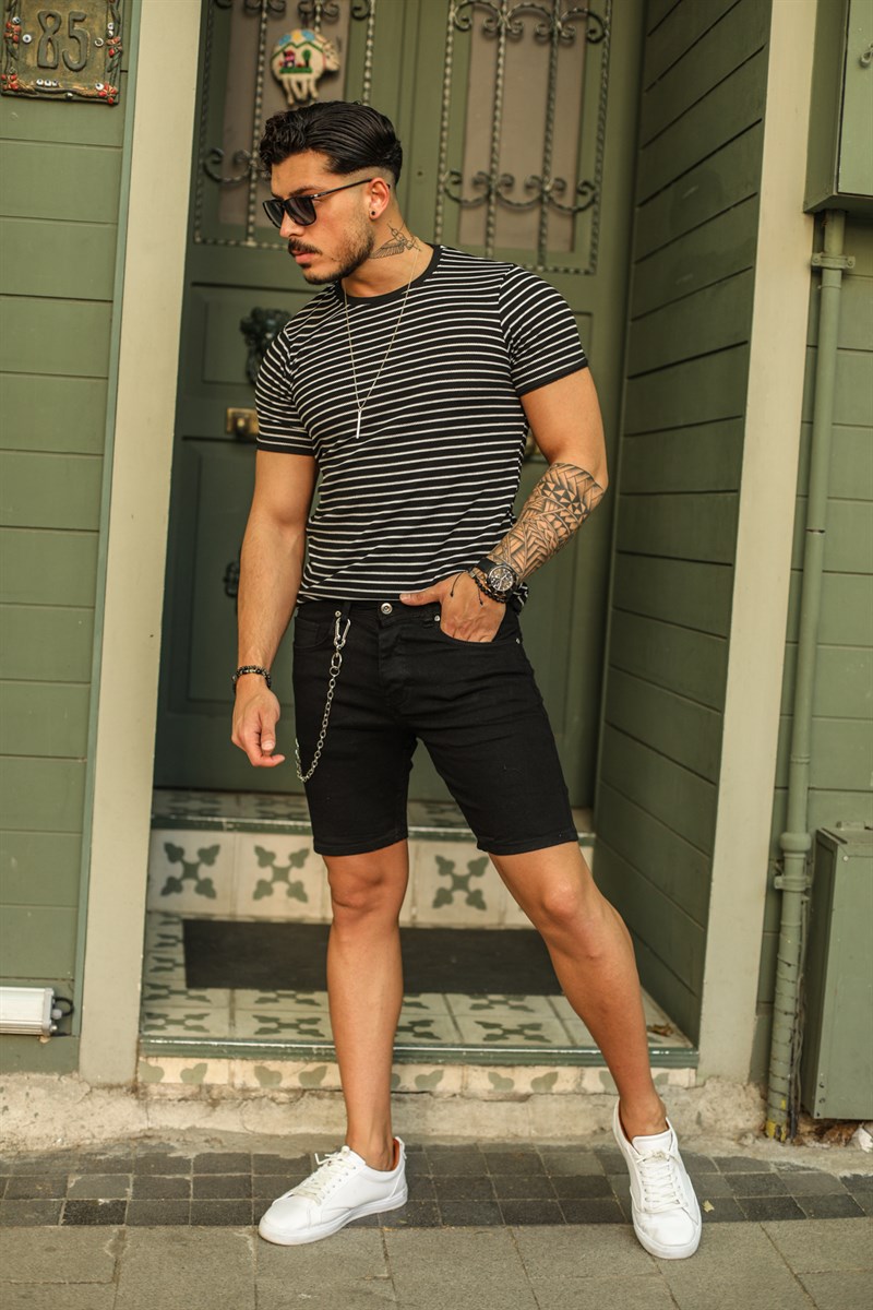 Zincir Detaylı Basic jean Şort