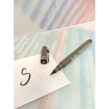 Artline Drawing System Brush Çizim Kalemi Uç:Fırça Siyah