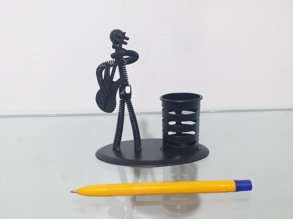 Espa Metal Kalemlik Gitar Çalan YaylıHediyelik Eşyalar