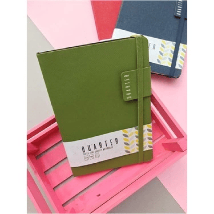 Gıpta Quarter İp.Dkş.Sert.Kp.Defter 17X24-120-4 Yp Kareli-StGıpta Quarter İp.Dkş.Sert.Kp.Defter 17X24-120-4 Yp Kareli-St - Kirtasiyem.netSert Kapak Defterler