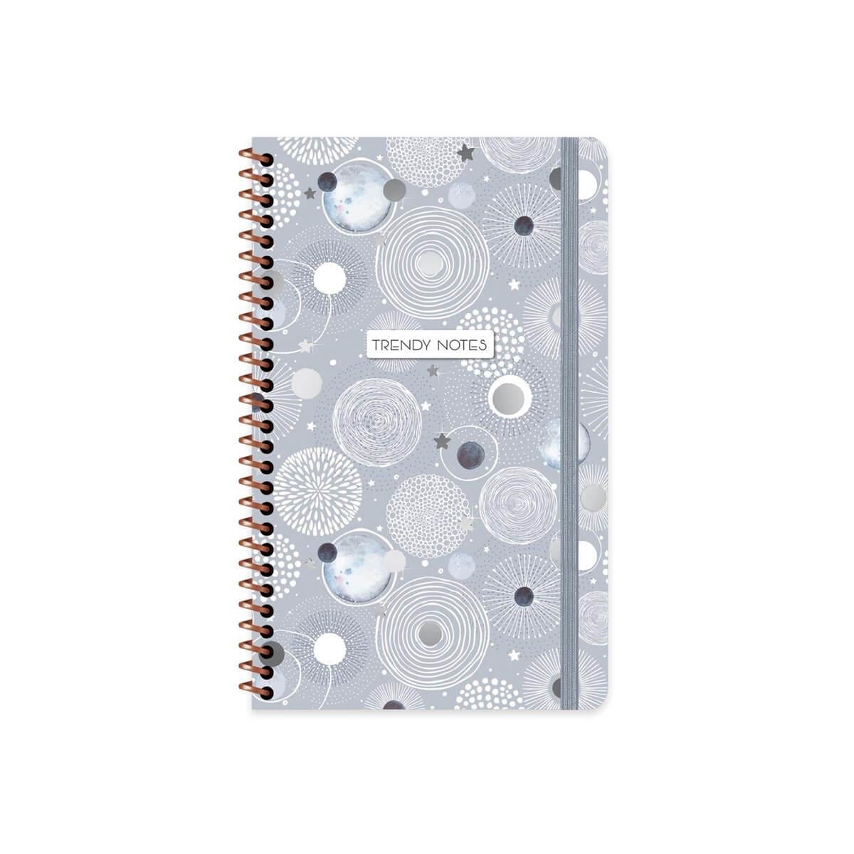 Keskin 13X21 80 Yp.Düz Sert Kap.Spr.Trendy Notes Beads -SilverKeskin 13X21 80 Yp.Düz Sert Kap.Spr.Trendy Notes Beads -Silver - Kirtasiyem.netSpiralli Sert Kapak Defterler