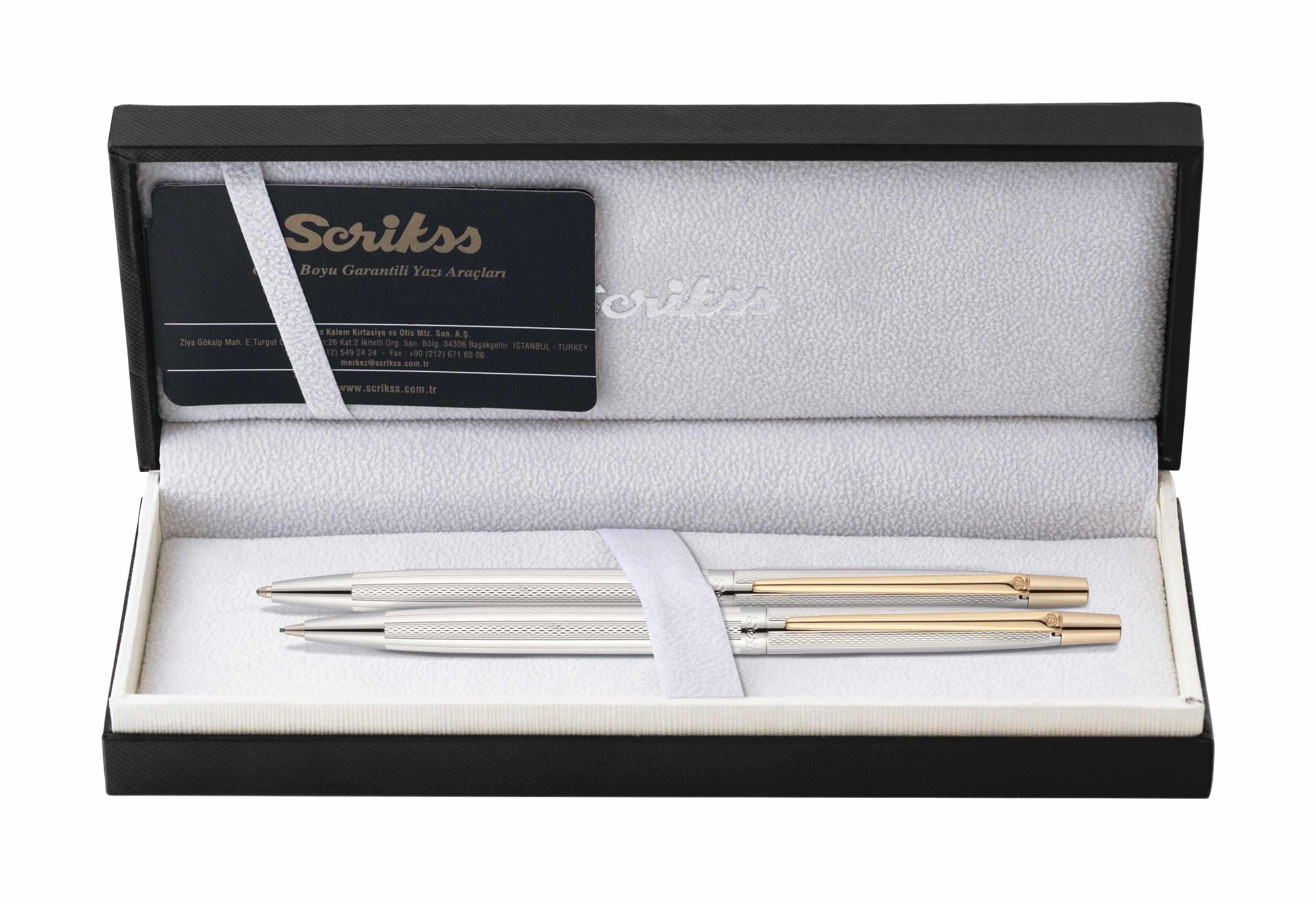 Scrikss Takım Kalem 711W Tükenmez Kalem & Versatil Kalem Balıksırtı Desenli Gold KromScrikss Takım Kalem 711W Tükenmez Kalem & Versatil Kalem Balıksırtı Desenli Gold Krom - Kirtasiyem.netKalem Setleri