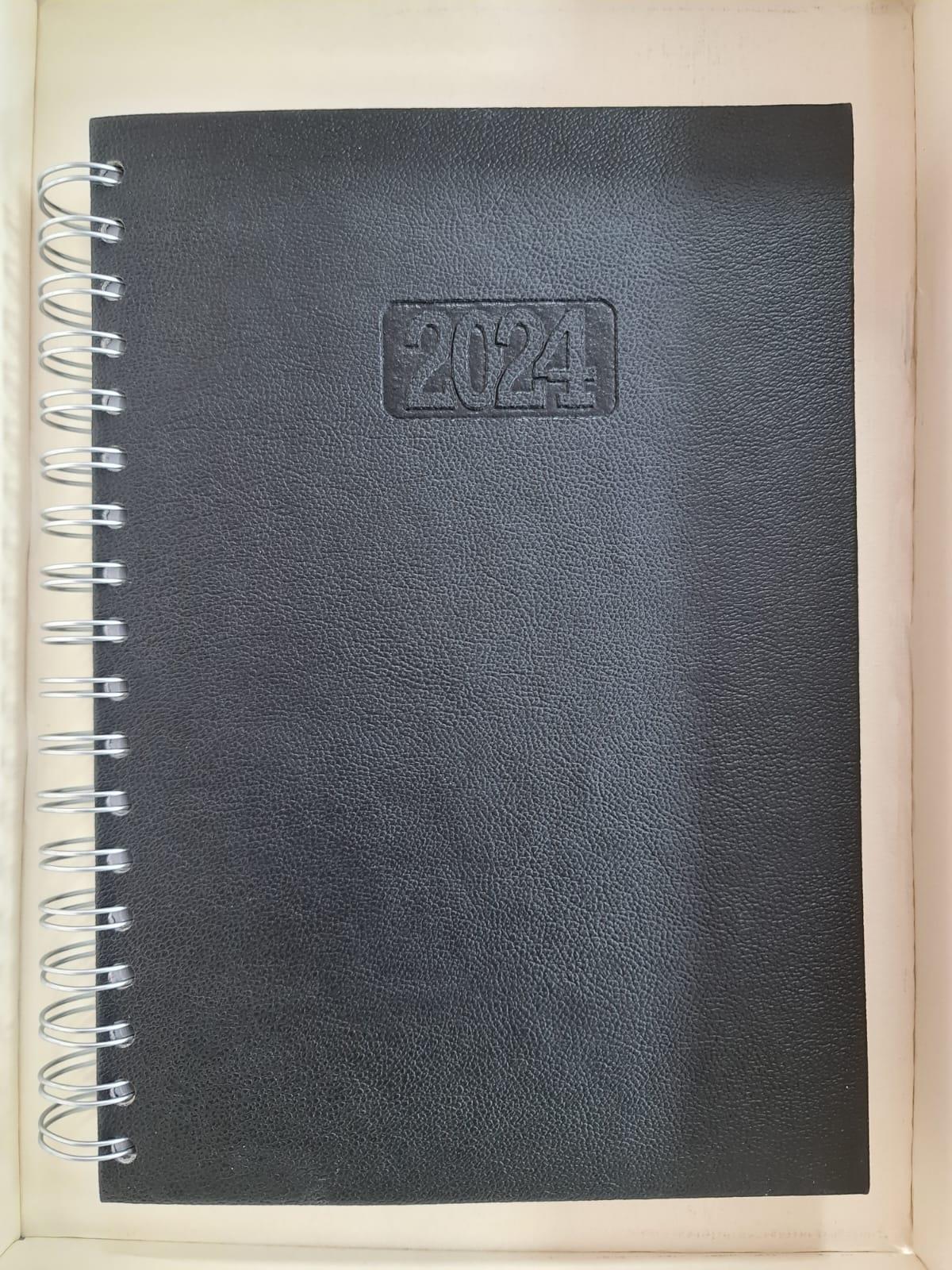 Sim 2022 Ajanda Spiralli Suni 17X24 Eko. ÇizgiliSim Ajanda Spr.Suni Deri17X24  Ekonomik Günlük Çizgili Aj-39   2024 - Kirtasiyem.netAjandalar