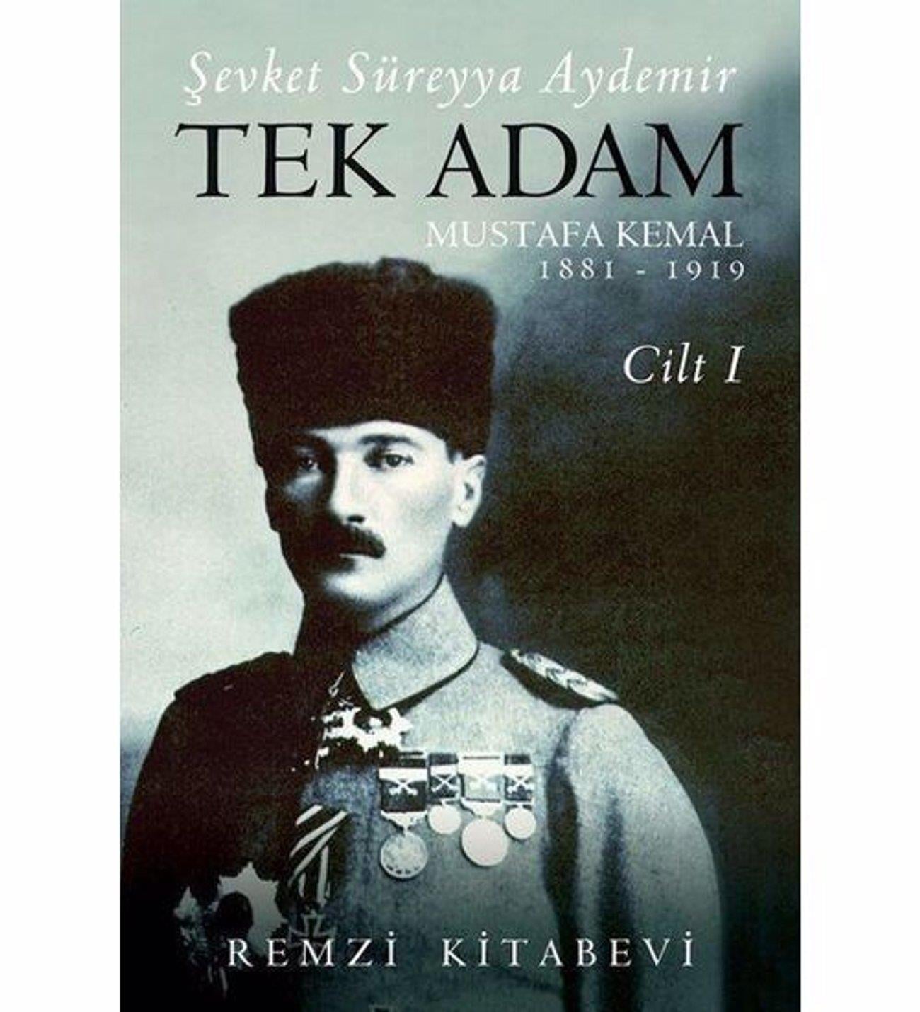 Tek Adam Cilt 1 - Büyük BoyTek Adam Cilt 1 - Büyük Boy - Kirtasiyem.netTarih
