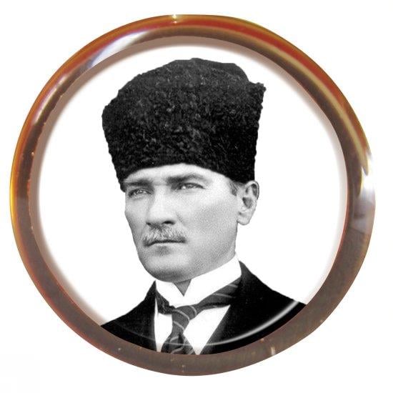 Vatan Atalı Kalpaklı  Rozet VT612Vatan Atalı Kalpaklı  Rozet VT612 - Kirtasiyem.netParti Malzemeleri