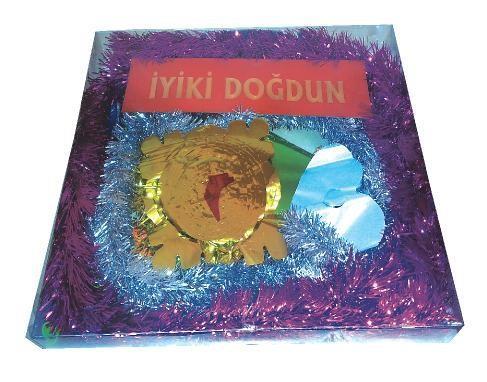 Vatan Doğum Günü Süsü Takım No:2 VT1006Vatan Doğum Günü Süsü Takım No:2 - Kirtasiyem.netAmbalaj Malzemeleri ve Süsler