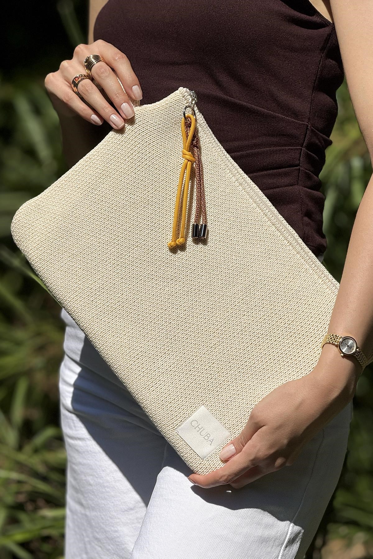 Chuba Dokulu Triko Aksesuarlı Laptop & Macbook & Tablet Kılıfı 13”-14” Inç Uyumlu Vanilya CHAX823