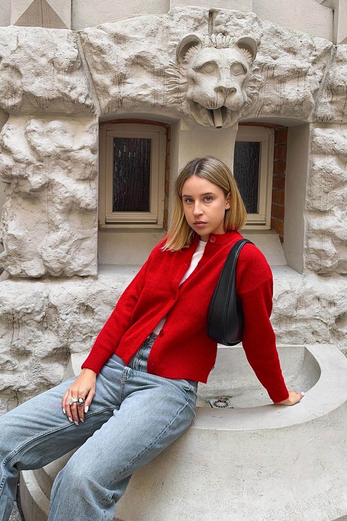 Chuba Kadın Bisiklet Yaka Düğmeli Yumuşak Dokulu Triko Hırka Kırmızı 26W3033