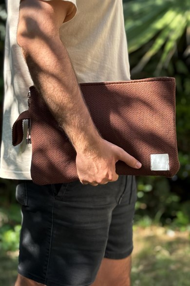 Chuba Dokulu Triko Aksesuarlı Laptop & Macbook & Tablet Kılıfı 13”-14” Inç Uyumlu Kahve CHAX823