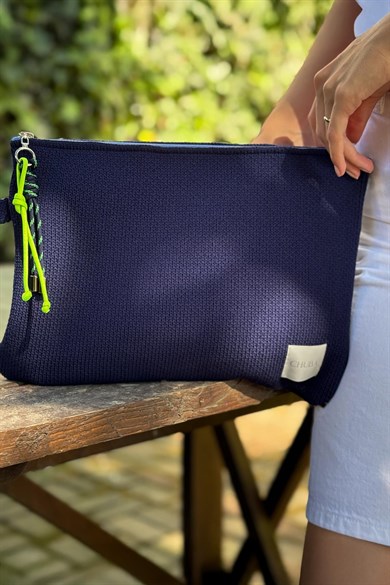 Chuba Dokulu Triko Aksesuarlı Laptop & Macbook & Tablet Kılıfı 13”-14” Inç Uyumlu Lacivert CHAX823