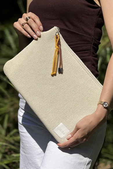 Chuba Dokulu Triko Aksesuarlı Laptop & Macbook & Tablet Kılıfı 13”-14” Inç Uyumlu Vanilya CHAX823