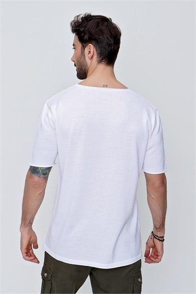 Chuba Erkek Bisiklet Yaka Geniş Kalıp Pamuklu İnce Triko T-Shirt Beyaz 22SM210