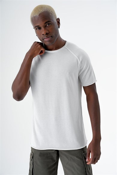 Chuba Erkek Bisiklet Yaka Spor Kesim Kısa Kollu İnce Triko T-Shirt Beyaz 24S268