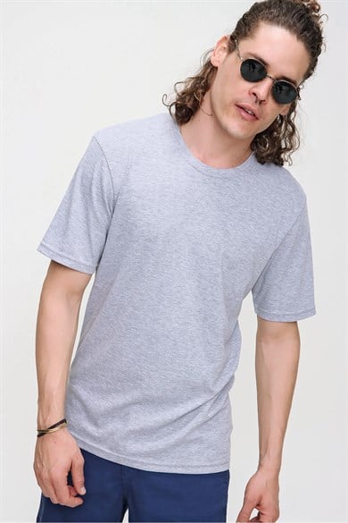 Chuba Erkek Premium Bisiklet Yaka Dokulu Regular Fit Basic T-Shirt 21S103