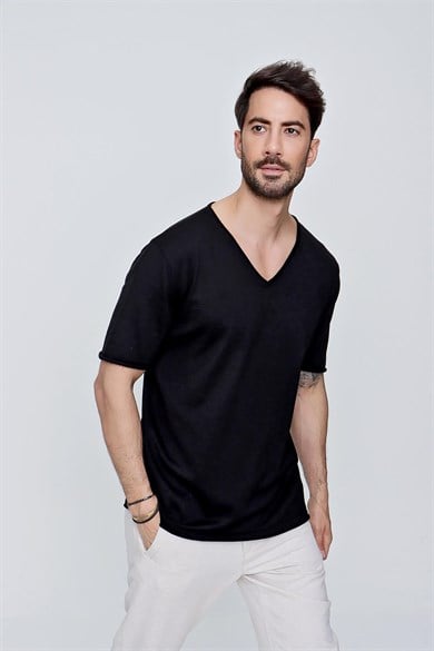 Chuba Erkek V Yaka Loose Fit Pamuklu İnce Triko T-Shirt Siyah  22SM204