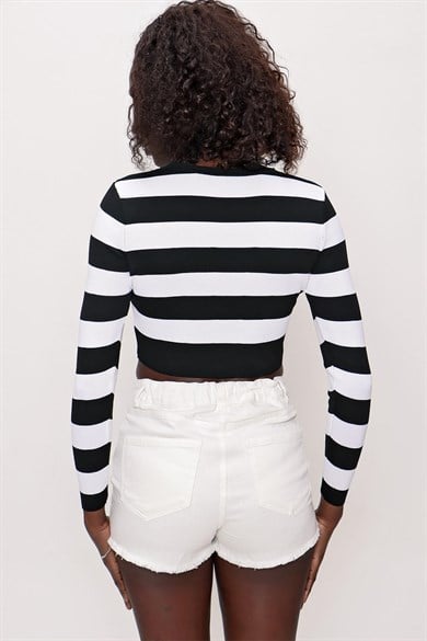 Chuba Kadın Çizgili Triko Crop Top Siyah-Ekru 22SW303