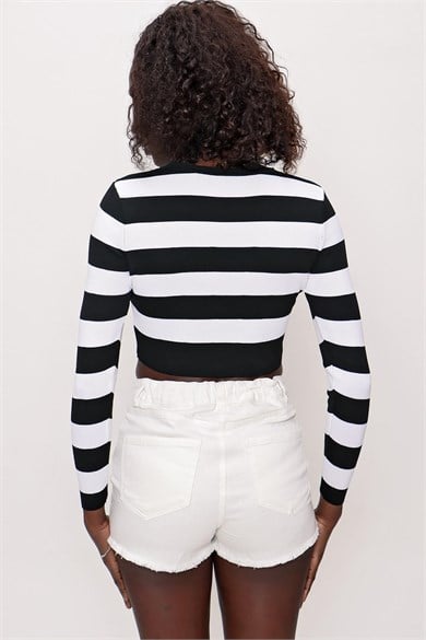 Chuba Kadın Çizgili Triko Crop Top Siyah-Ekru 22SW303
