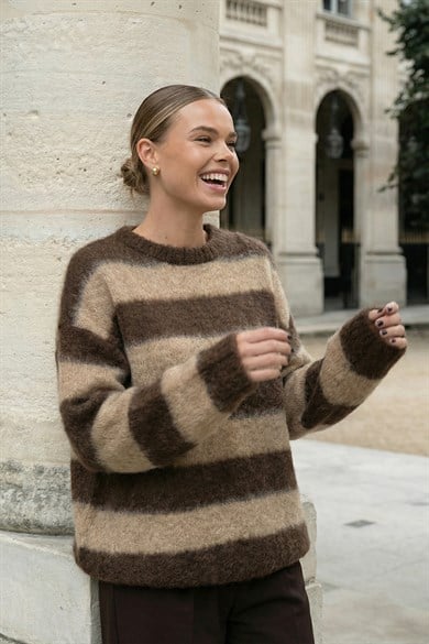 Chuba Premium Kadın Oversize Moher Yün Çizgili Kazak Kahve-Bej 26W3039