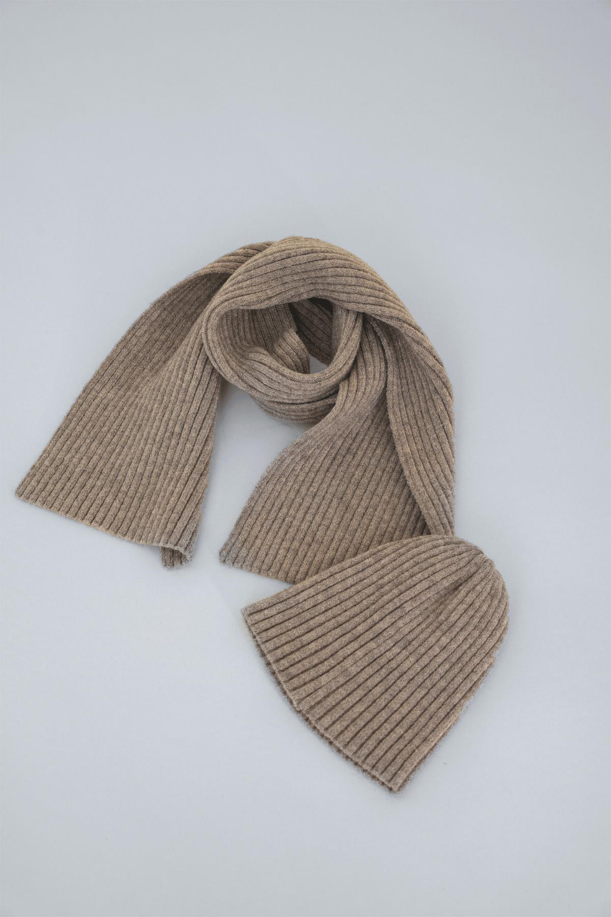 Chuba Çocuk Yumuşak Tuşeli Fitilli Atkı Bere Takımı 3-6 Yaş Açık Kahve CHKIDS101