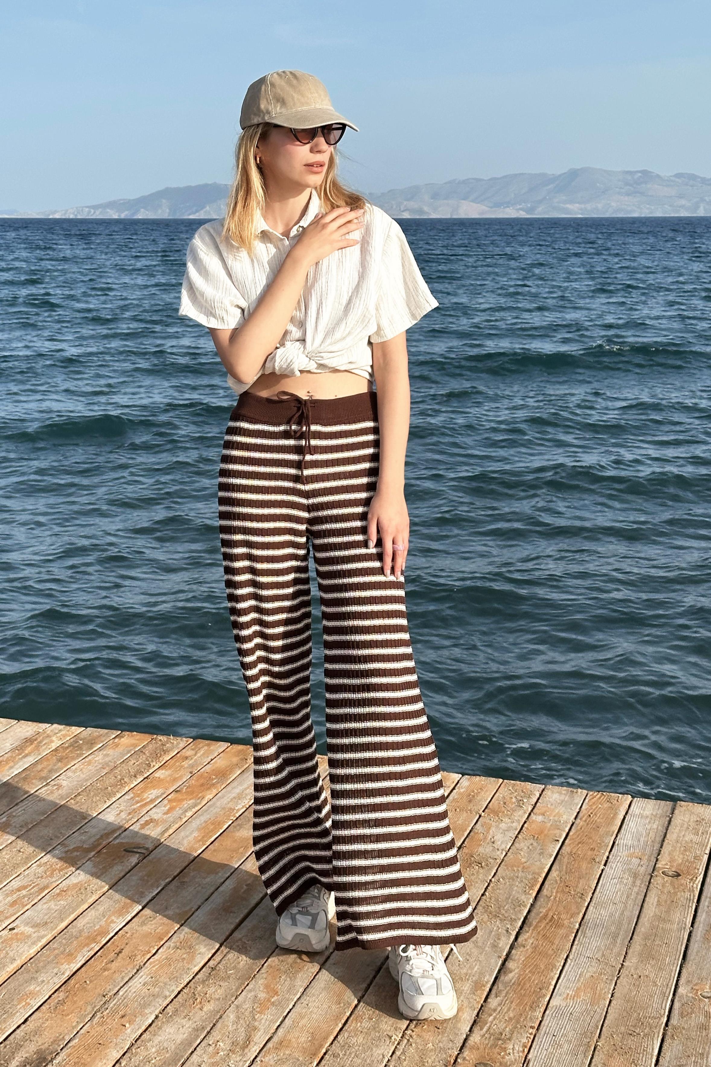 Chuba Kadın İspanyol Paça Triko Flare Fit Çizgili Desenli Pantolon Kahve-Vanilya 25S3027