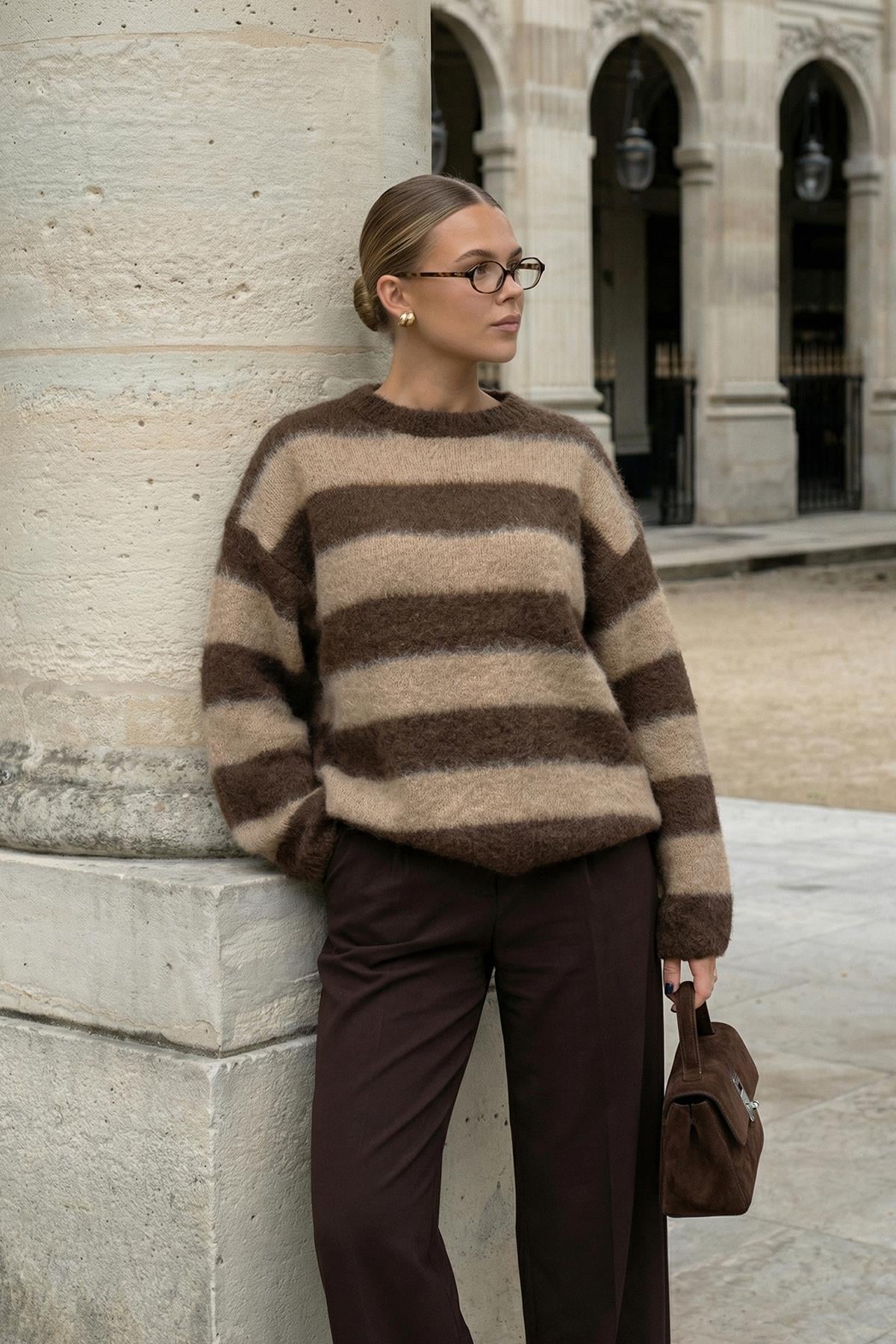 Chuba Premium Kadın Oversize Moher Yün Çizgili Kazak Kahve-Bej 26W3039