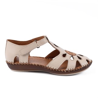 Beety 26016 26YS Kadın Günlük Sandalet Bej