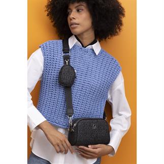 Женская сумка через плечо Benetton Bnt 1400 черного цвета