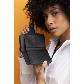 Benetton Bnt 1427 женский кошелек черный