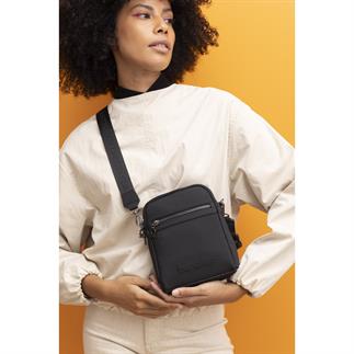 Benetton Bnt 1440 Женская сумка через плечо черная