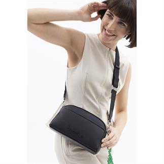 Benetton Bnt 1530 Женская сумка через плечо черная